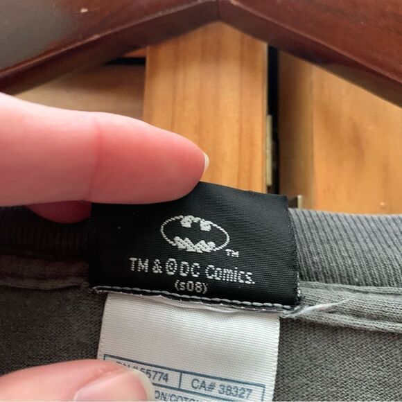 The Dark Knight City T-shirt XL - Picture 4 of 7